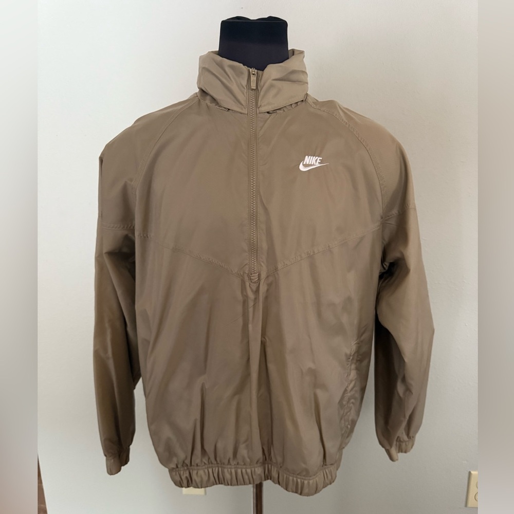Nike Men's Half Zip Windbreaker Jacket